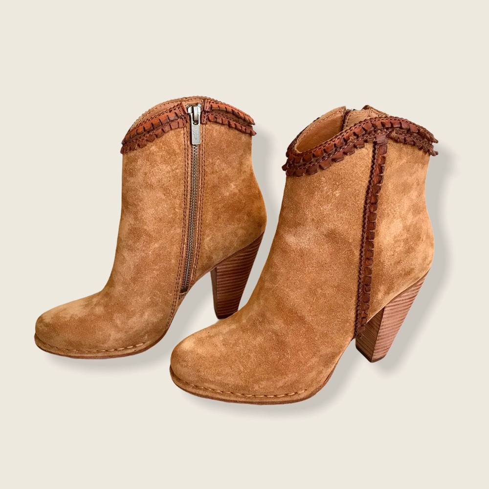 RARE Frye Madeline Trim Fringe Suede Ankle Bootie - Picture 10 of 15